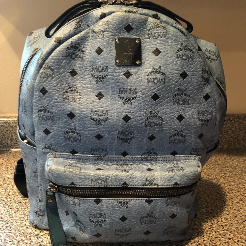 MCM ‼️SOLD ‼️